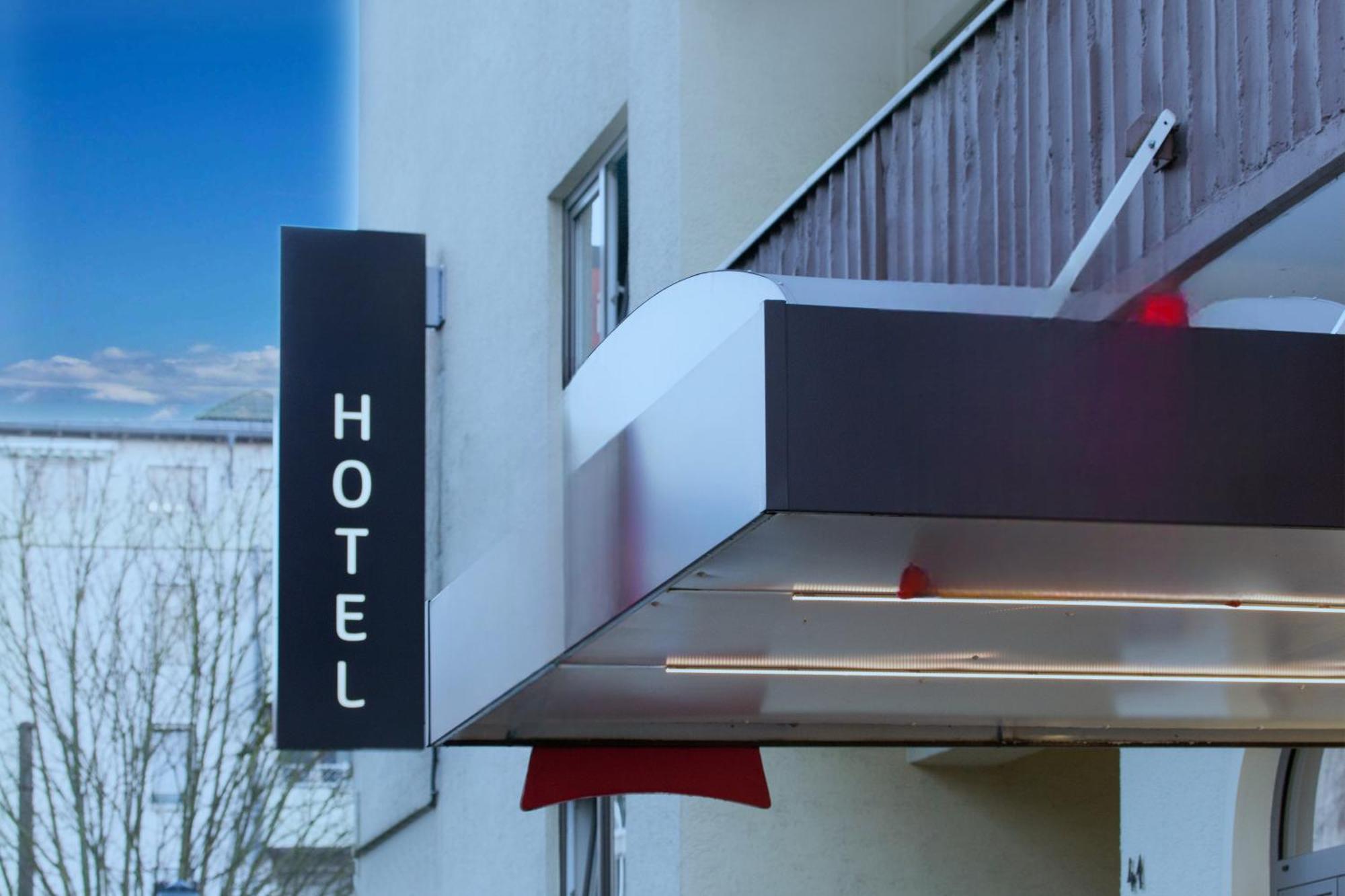 ibis Saarbrücken City Exterior foto