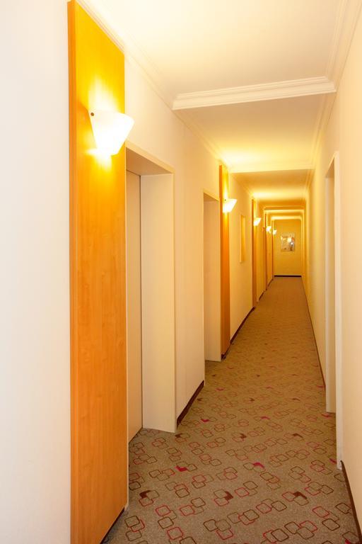 ibis Saarbrücken City Exterior foto