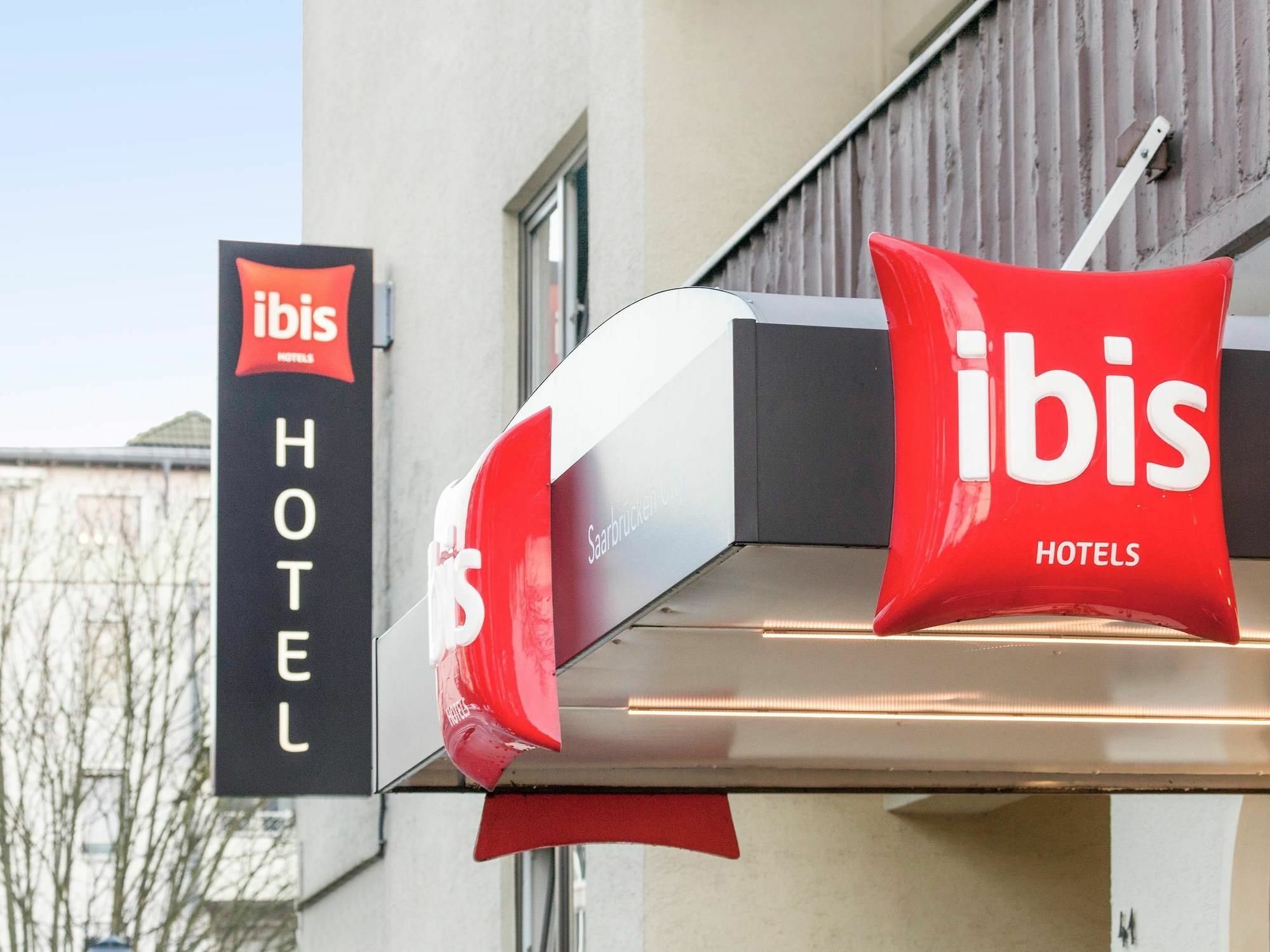 ibis Saarbrücken City Exterior foto